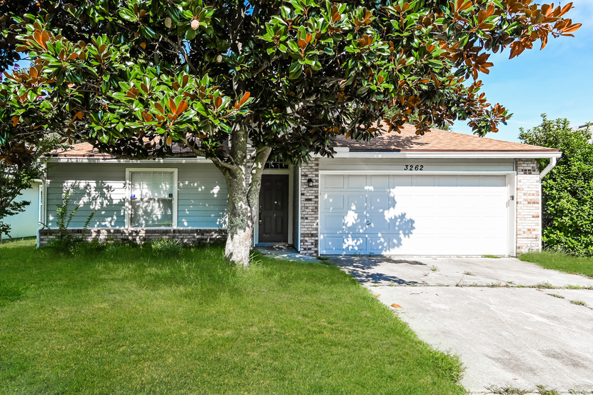 3262 Deuce Ct Jacksonville, FL 32277